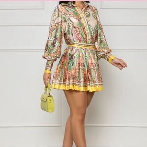 Stylish Paisley Print 2 Piece Blouse and Skirt